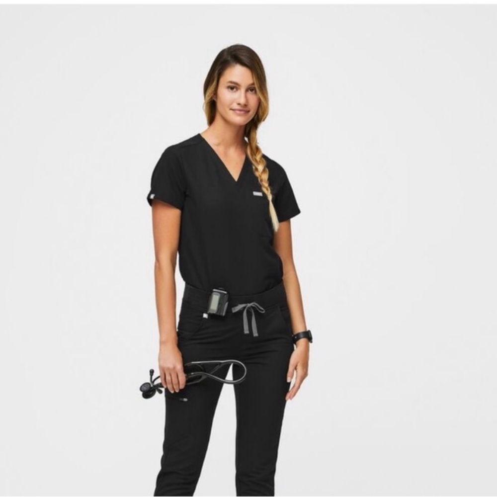 FIGS Limited edition “Times Up Healthcare” Caterina One Pocket Scrub Top Size S